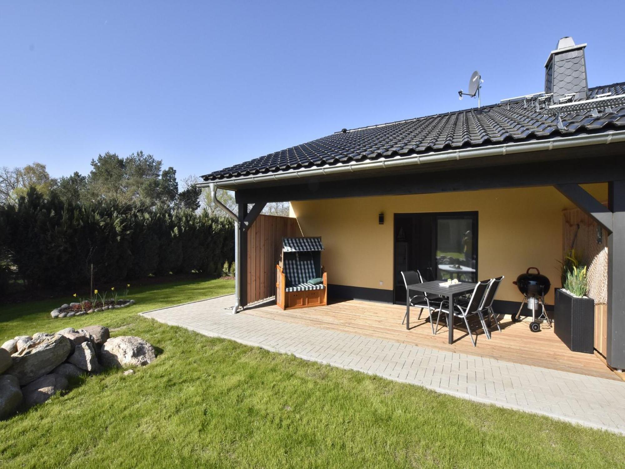 Cozy Apartment In Barnekow With Private Terrace Exterior photo